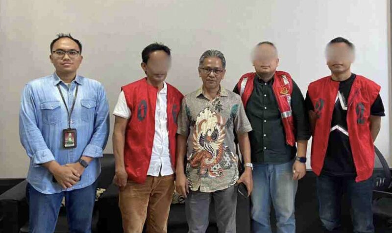 Kejaksaan Negeri (Kejari) Palu resmi menetapkan tiga orang tersangka dalam kasus dugaan korupsi dana penyertaan modal Pemerintah Kota (Pemkot) Palu kepada Perusahaan Umum Daerah (Perumda) Kota Palu pada tahun anggaran 2023–2024. FOTO : IST