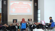  Polres Aceh Besar menggelar Bhakti Kesehatan Donor Darah bertempat di Aula Satya Haprabu Polres Aceh Besar, Rabu (22/10/2025) 
