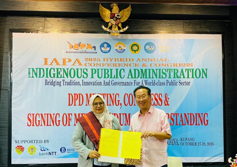 Kupang, Nusa Tenggara Timur, bertepatan dengan pelaksanaan Kongres dan International Conference IAPA (Indonesian Association for Public Administration), Selasa, 28 Oktober 2025.