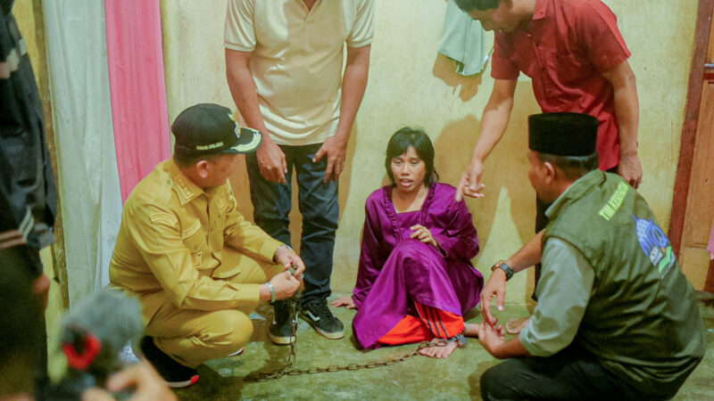 Bupati Pidie Jaya bersama tim kesehatan dan perangkat gampong turun langsung ke lokasi