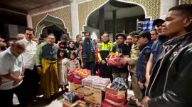 Foto dok pemberian bantuan kepada masyarakat.