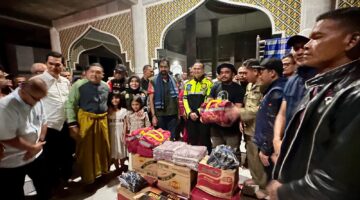 Foto dok pemberian bantuan kepada masyarakat.