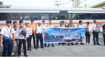 Tekan Angka Kecelakaan, PT KAI Sumut Ajak Masyarakat Tertib Di Perlintasan Rel Kota Binjai