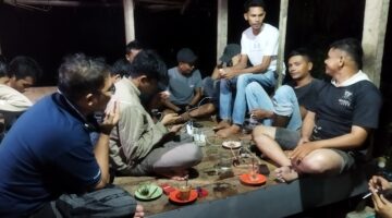 Hujan Deras Lumpuhkan Aktivitas di Aceh: Listrik Padam, Wilayah Terisolir, Warga Padati Kafe dan Warkop TU Abdullah Pulo