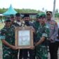 Mayor Jenderal TNI Joko Hadi Susilo, S.I.P., melaksanakan kunjungan kerja ke satuan Yonif Teritorial Pembangunan 853/BRB yang berlokasi di Kampung Keude, Kecamatan Peudawa, Kabupaten Aceh Timur, pada Jumat (07/11/2025).