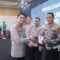 Irjen Pol. Drs. Marzuki Ali Basyah, menekankan pentingnya pengawasan internal serta keseimbangan antara penegakan hukum dengan edukasi kepada masyarakat. Hal tersebut disampaikan Kapolda saat membuka Rapat Kerja (Raker) dan Evaluasi Fungsi Lalu Lintas di Hotel Amel Convention Hall, Kota Banda Aceh, Jumat, 7 November 2025.