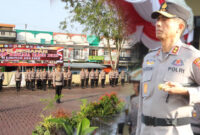 Irjen Pol. Drs. Marzuki Ali Basyah, memimpin Apel Kesiapan Tanggap Darurat Bencana Tahun 2025 di Mapolres Aceh Barat, Rabu, 5 November 2025.Apel ini juga digelar serentak di seluruh Indonesia sebagai langkah awal untuk memastikan kesiapsiagaan seluruh unsur dalam menghadapi potensi bencana pada musim hujan.