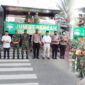  “Jumat Berkah”. Kegiatan ini menjadi agenda rutin yang digelar sebagai bentuk kepedulian TNI terhadap sesama, khususnya dalam membantu meringankan beban masyarakat kecil. Kali ini, kegiatan dilaksanakan di depan Gerbang Utama Masjid Raya Baiturrahman Banda Aceh, pada Jumat (07/11/25), 