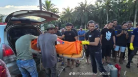 Polres Aceh Timur bergerak cepat mengungkap kasus pembunuhan yang terjadi di Gampong Teumpeun, Kecamatan Peureulak Barat, Kabupaten Aceh Timur, Senin (29/12/2025) sore.