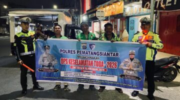 Sat Lantas Polres Pematangsiantar Penling dan Sosialiasi Ops Keselamatan Toba 2026 Malam Hari