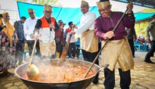 Presiden PKS Meugang Bersama Penyintas Banjir di Aceh Tamiang