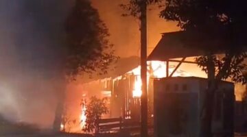 Breaking News : Dua Rumah di Kota Langsa Ludes Dilalap SI JAGO MERAH