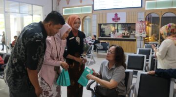 Perkuat Peran Perempuan, KAI Daop 5 Purwokerto Gelar Edukasi dan Apresiasi Pelanggan di Hari Kartini