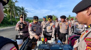 Kapolres Pidie Jaya AKBP Ahmad Faisal Pasaribu memimpin Apel Siaga Kamtibmas di Lapangan Apel Polres Pidie Jaya, Gampong Tuengkluet, Kecamatan Trienggadeng, Jumat (1/5/2026).foto.Ist
