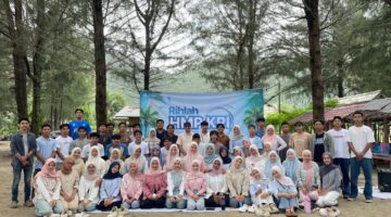 HMP KPI Gelar Rihlah Perdana di Pantai Penyu, Perkuat Solidaritas Antaranggota