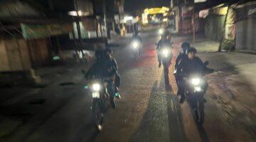 Patroli Dini Hari, Brimob Polda Sumut Antisipasi Guantibmas dan Sambangi Warga Secara Humanis di Medan