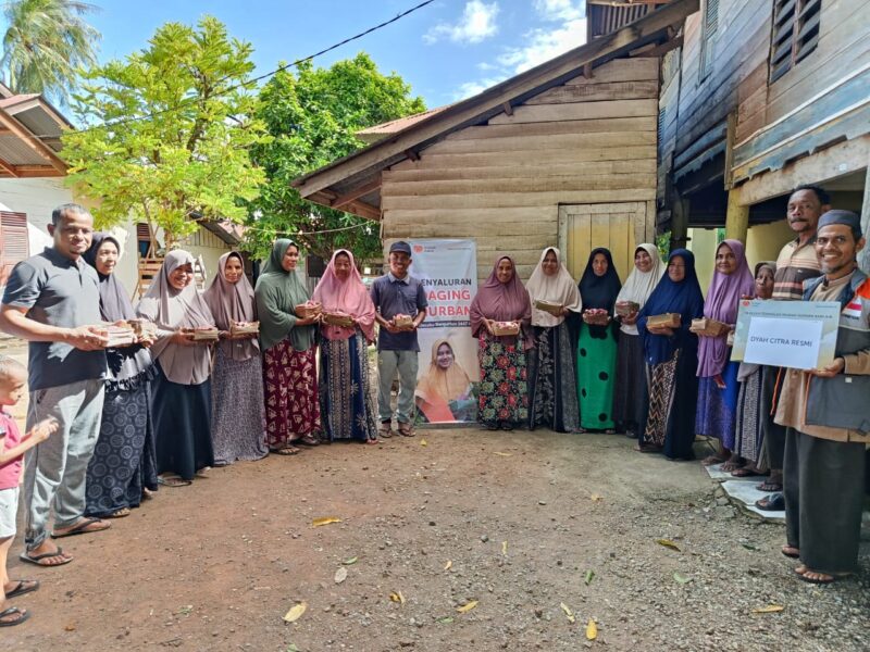 Rumah Zakat Salurkan 2 Hewan Qurban di Desa Berdaya Ateuk Lamphang, Wujudkan “Desaku Berqurban