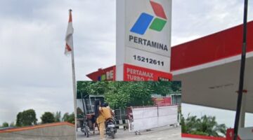 Diduga SPBU 15.212.611 Simpang Tutun Silau Laut Bebas Layani Pengisian BBM Menggunakan Jerigen