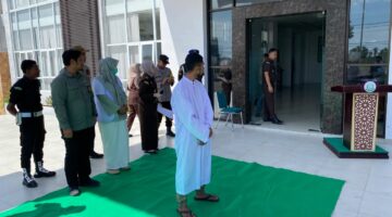 Bupati Pidie Jaya Dukung Penegakan Syariat Islam, Pelaku Maisir Dieksekusi 5 Kali Cambuk
