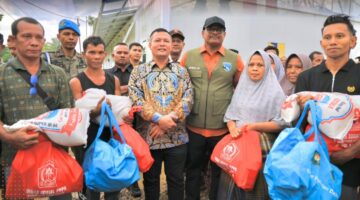 Bupati Aceh Utara dan Satgas PRR Tinjau Huntara Rusak Diterjang Cuaca Ekstrem di Langkahan