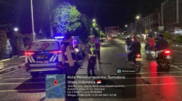 Sat Lantas Polres Pematangsiantar Sosialisasi dan Edukasi Tertib Berlalu Lintas kepada Masyarakat