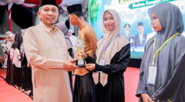 Pemkab dan Forkopimda Pidie Jaya Serahkan Penghargaan Juara Lomba HUT ke-19 dan 1 Muharram 1448 H