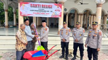 Sambut Hari Bhayangkara ke-80, Polres Pidie Jaya Gelar Bakti Religi dan Bakti Sosial Wujud Kepedulian kepada Masyarakat