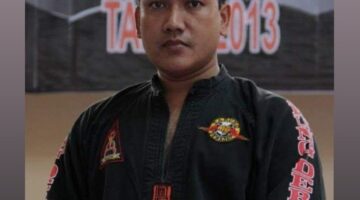 Kang Yanyan, sang Pelatih Utama Mewawaqafkan Waktu,Pikiran Tenaga untuk Tarung Derajat Aceh