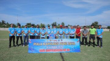 Bupati Pidie Jaya Lakukan Tendangan Pertama Open Turnamen Sepak Bola Piala Kapolres Cup V Tahun 2026