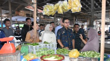 Walikota Langsa Sidak Pasar Usai HLM TPID dan TP2DD, Pastikan Stabilitas Harga