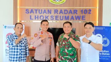 Sinergi TNI-Polri Kian Solid, Kapolsek Blang Mangat Temui Dansat Radar 102 Lhokseumawe
