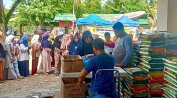 Pemkab Aceh Besar Gelar Pangan Murah Bergilir di 10 Kecamatan, Sediakan 300 Paket Bersubsidi per Lokasi