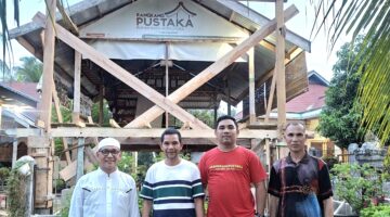 Anggota DPD RI Azhari Cage sambangi Rumah Baca Rangkang Pustaka di Nisam, bawa Misi Generasi Qur’ani