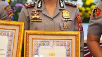 Kapolres Pematangsiantar Terima Piagam Penghargaan Pelayanan Prima Kategori A dari Kapolri, Diserahkan Kapolda Sumut