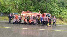 Quick Response Brimob Polda Aceh Tangani Kebakaran Hutan di Lembah Seulawah
