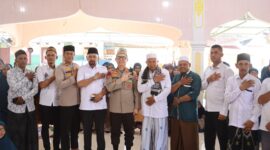 Kapolres Pidie Jaya AKBP Tendri Wardi, S.Pt., S.I.K., M.H. melaksanakan kegiatan silaturahmi bersama Pimpinan Dayah Istiqamatuddin Darul Faizin Babul Muarif Jangkabuya, Tgk.H.Imran Umar Kabupaten Pidie Jaya, Kamis (6/8/2026
