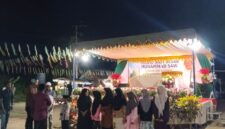 warga Gampong Blang Awe serta warga kompleks perumahan yang berada di sekitar desa.