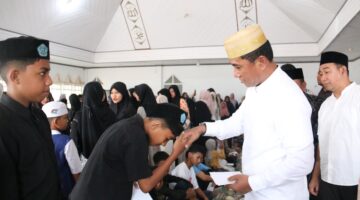 Kapolres Lhokseumawe Hadiri Peringatan Maulid Nabi di Meunasah Pusong dan Kediaman Waled Lapang