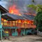Kebakaran hebat melanda kompleks Dayah Istiqamatuddin Rauzatul Jannah yang berlokasi di Gampong Blang Kuta Barat, Kecamatan Bandar Dua, Kabupaten Pidie Jaya, Aceh, pada Selasa (4/8/2026) sekitar pukul 12.13 WIB.