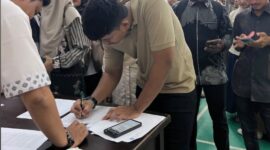 melakukan registrasi ulang dan verifikasi terhadap 298 peserta Program Pelatihan Kerja Tahun 2026, Selasa (4/8/2026).