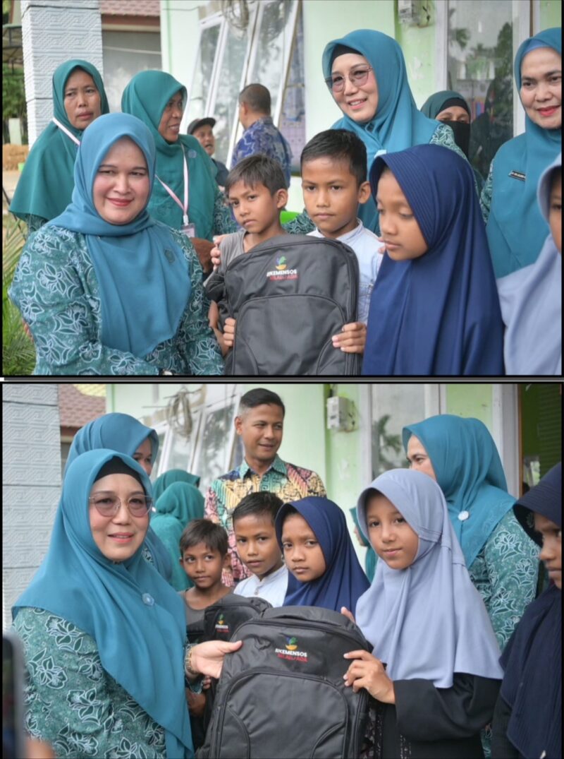 Keterangan Foto:
Asisten Pemerintahan, Keistimewaan Aceh dan Kesejahteraan Rakyat Setdakab Pidie Jaya, Drh. Muzakkir, MM, bersama Ketua TP-PKK Kabupaten Pidie Jaya, Ny. Asmawati Sibral Malasyi, mendampingi kunjungan kerja Wakil Ketua TP-PKK Aceh dalam rangka pembinaan Gammawar di Gampong Sarah Mane, Kecamatan Meurah Dua, Pidie Jaya, Kamis (20/8/2026).