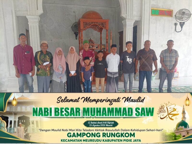 Suasana kebersamaan warga di Masjid Gampong Rungkom, Kecamatan Meureudu, Kabupaten Pidie Jaya, Aceh, Selasa (25/8/2026).