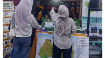 Bukan Sekadar Pajangan, Stand PUPR Aceh Utara Bongkar Cara Kerja Alat dan Proyek Infrastruktur