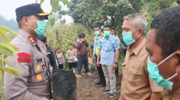 Green Policing, Kapolres Toba Ajak Masyarakat Tanam Pohon: “Alam Jaga Kita, Kita Jaga Alam”