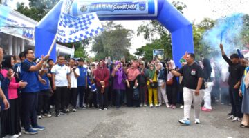 Bertabur Hadiah, Jalan Sehat Semangat Juara KNPI Langsa di CFD Diikuti Ribuan Warga